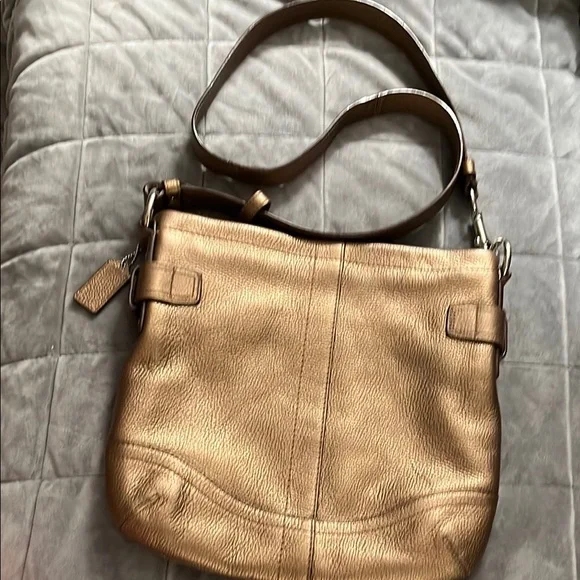 Coach Gold Crossbody Bag - Picture 3 of 9